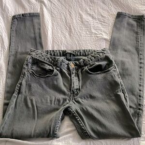 Forever 21 Men's Skinny Jeans Gray Wash Clean Look Size 30